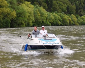 Motorboot für die Praxisprüfung